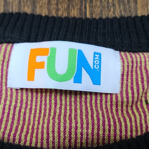 Sweater - Picture 2 of 3